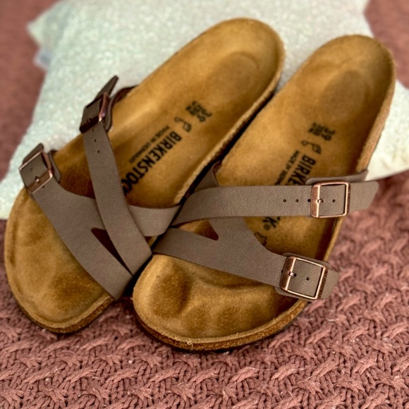 Birkenstock Yao Sandals - Picture 2 of 4